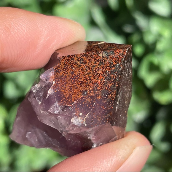 Thunder Bay Amethyst Tip | Amethyst with Hematite - Picture 6 of 15